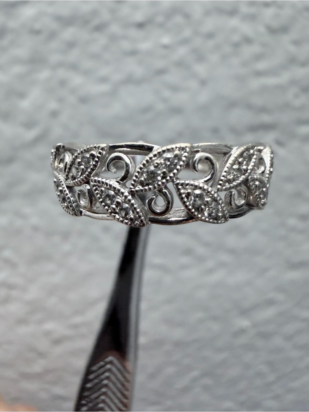 10k Solid Gold Diamond Ring White Gold Leaf Band Ring